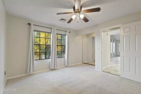 Tempe, AZ 85282,2333 E SOUTHERN Avenue #2041