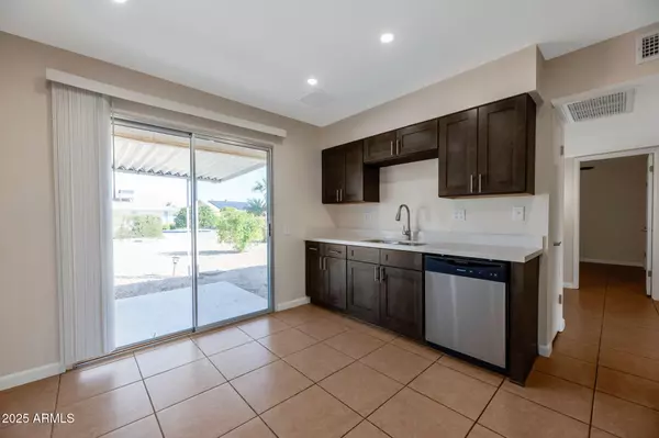 Sun City, AZ 85351,9822 W SILVERBELL Drive