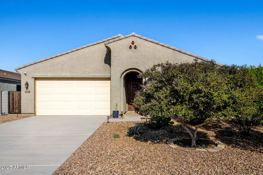 7286 E BOBWHITE Court, San Tan Valley, AZ 85143