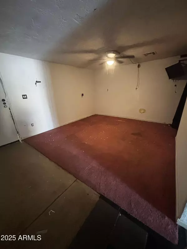 Phoenix, AZ 85051,3812 W BARBARA Avenue