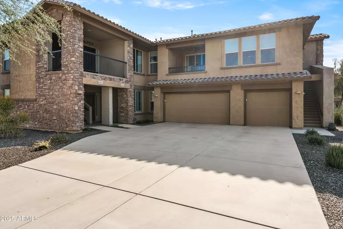 Phoenix, AZ 85085,2425 W BRONCO BUTTE Trail #1014