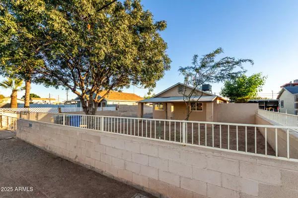 Phoenix, AZ 85034,2515 E Adams Street