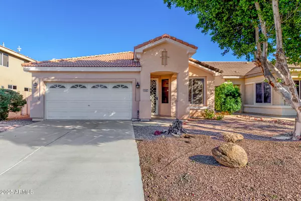 1402 E SHANNON Street, Chandler, AZ 85225