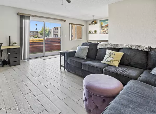 Phoenix, AZ 85020,7550 N 12th Street #139