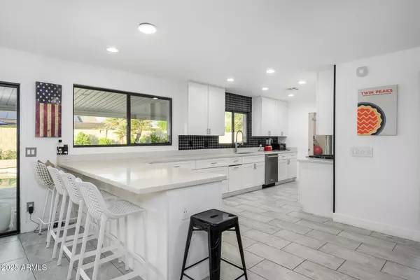 Scottsdale, AZ 85258,8354 E VIA DE DORADO --