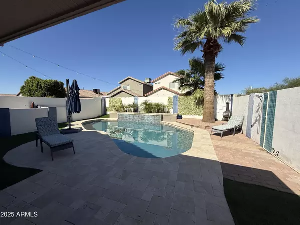 1112 W VILLA MARIA Drive, Phoenix, AZ 85023