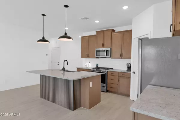 Glendale, AZ 85305,7927 N 86TH Lane