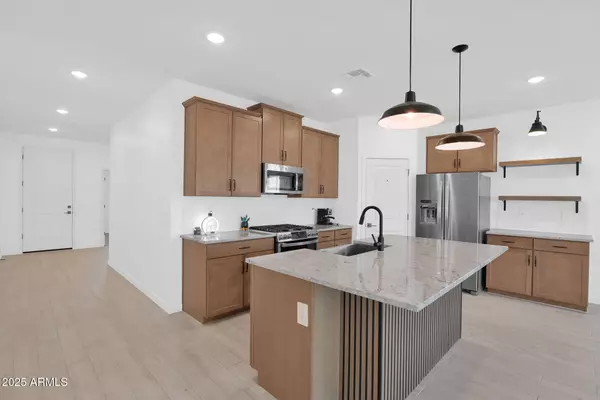 Glendale, AZ 85305,7927 N 86TH Lane