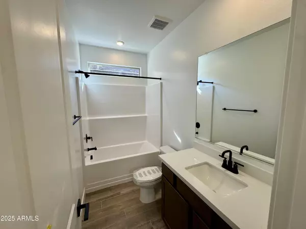 San Tan Valley, AZ 85143,2888 E Mecklenburg Way