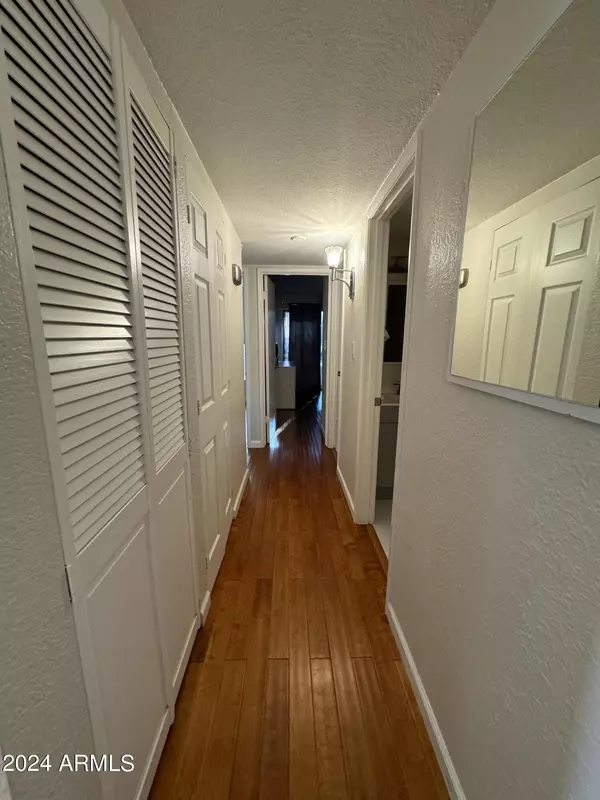 Scottsdale, AZ 85251,3002 N 70TH Street #222