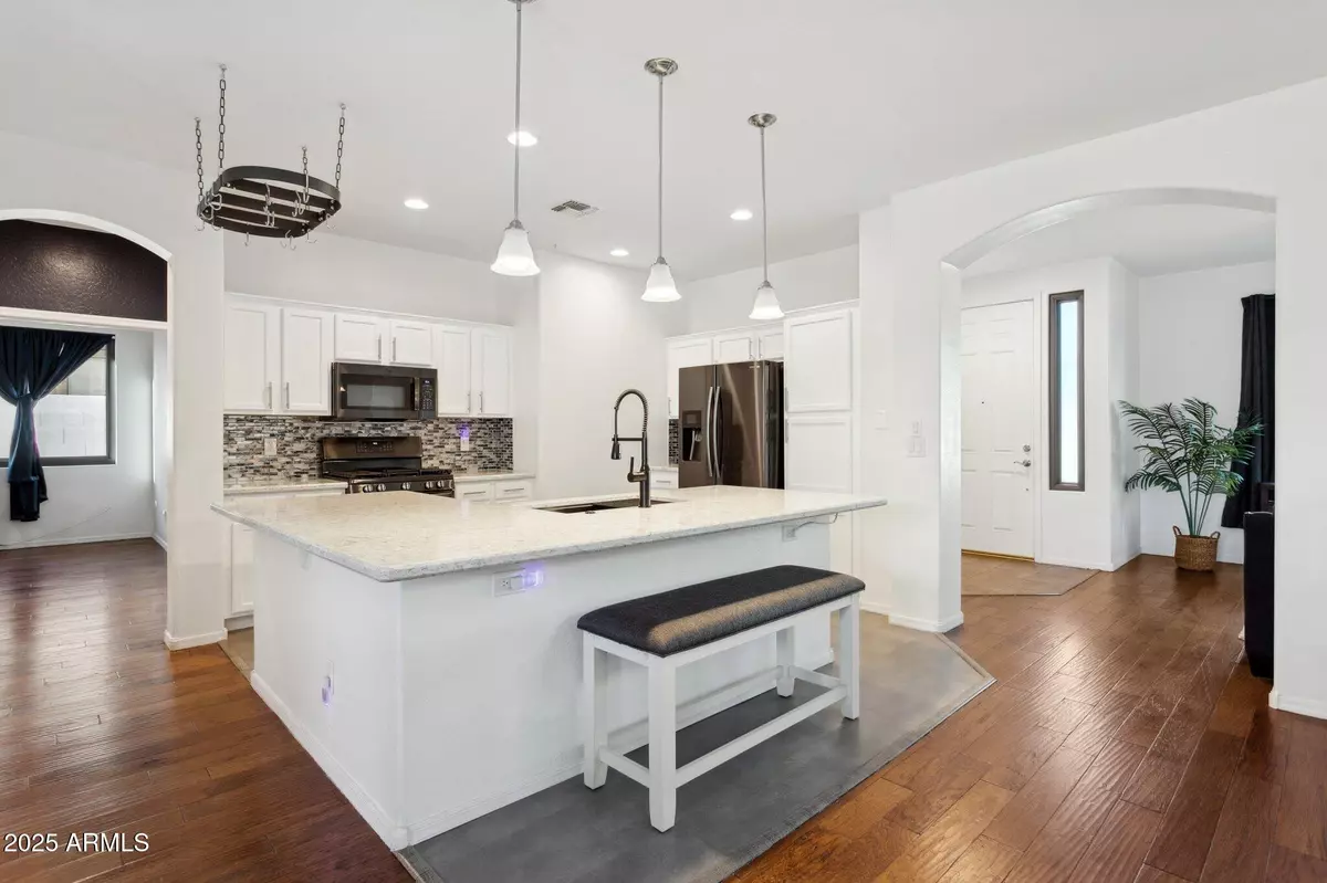 San Tan Valley, AZ 85143,29711 N LITTLE LEAF Drive