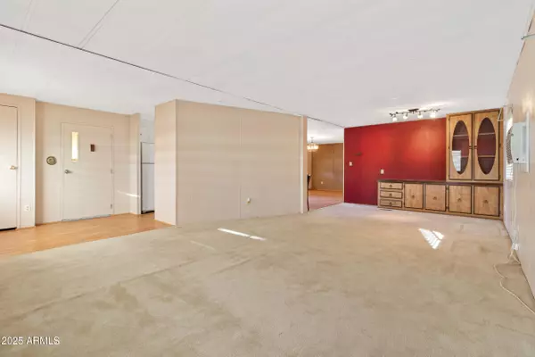 Mesa, AZ 85202,701 S DOBSON Road #225