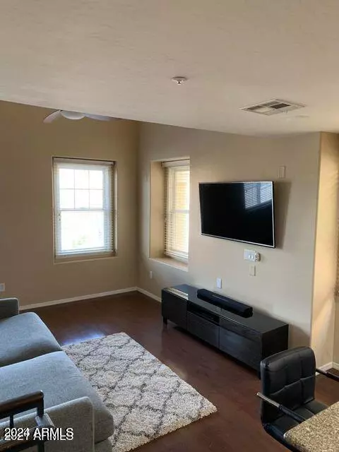 Gilbert, AZ 85296,1303 S SABINO Drive