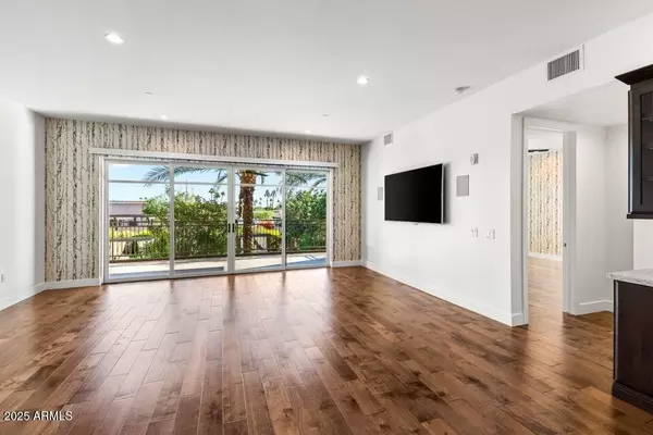 Paradise Valley, AZ 85253,6166 N Scottsdale Road #B2008