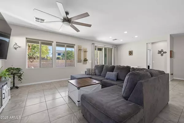 Gilbert, AZ 85298,7137 S FAWN Avenue