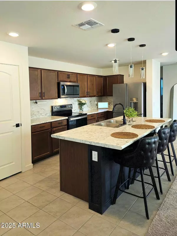 Goodyear, AZ 85338,18141 W YAVAPAI Street