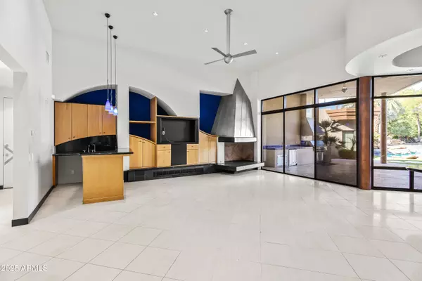 Paradise Valley, AZ 85253,7140 E BLUEBIRD Lane