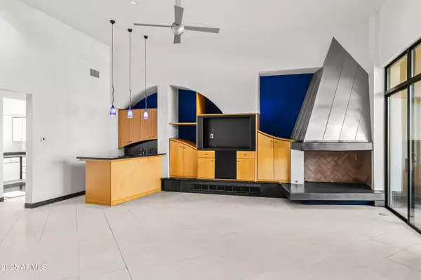 Paradise Valley, AZ 85253,7140 E BLUEBIRD Lane