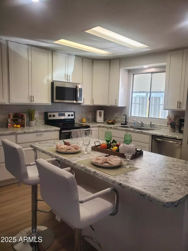 Mesa, AZ 85204,3300 E Broadway Road #128