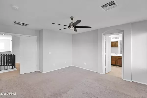 San Tan Valley, AZ 85143,1148 W HEREFORD Drive