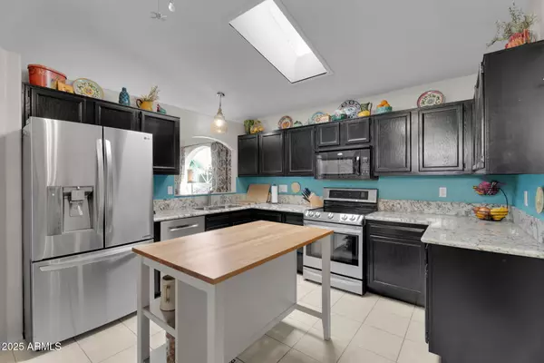 Phoenix, AZ 85044,4632 E SHOMI Street