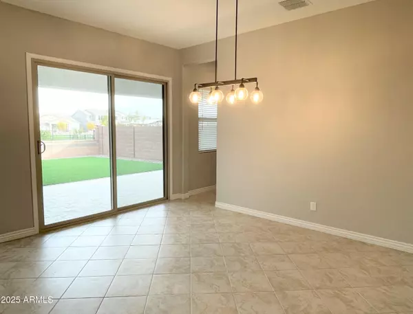 Queen Creek, AZ 85142,21046 E Mayberry Road