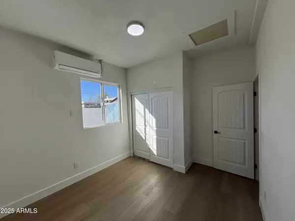 Phoenix, AZ 85020,315 E Carol Avenue