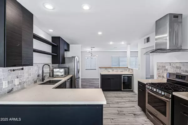 6829 E ALMERIA Road, Scottsdale, AZ 85257