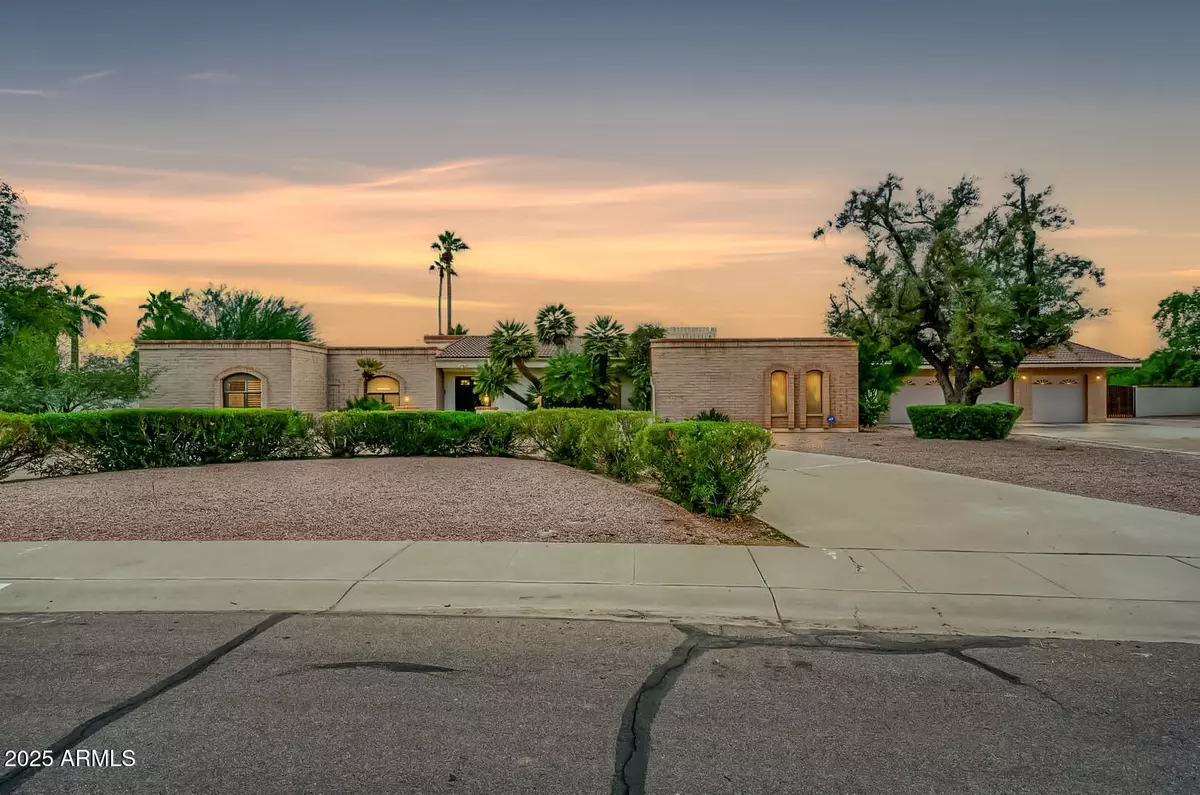 Scottsdale, AZ 85258,8347 E VIA DE LA GENTE --