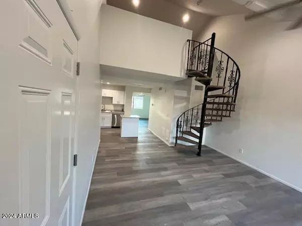 Tempe, AZ 85282,4901 S CALLE LOS CERROS Drive #265