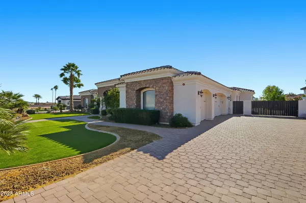 Litchfield Park, AZ 85340,18131 W PALO VERDE Court