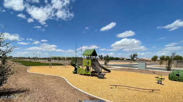 Tolleson, AZ 85353,9820 W ALBENIZ Place