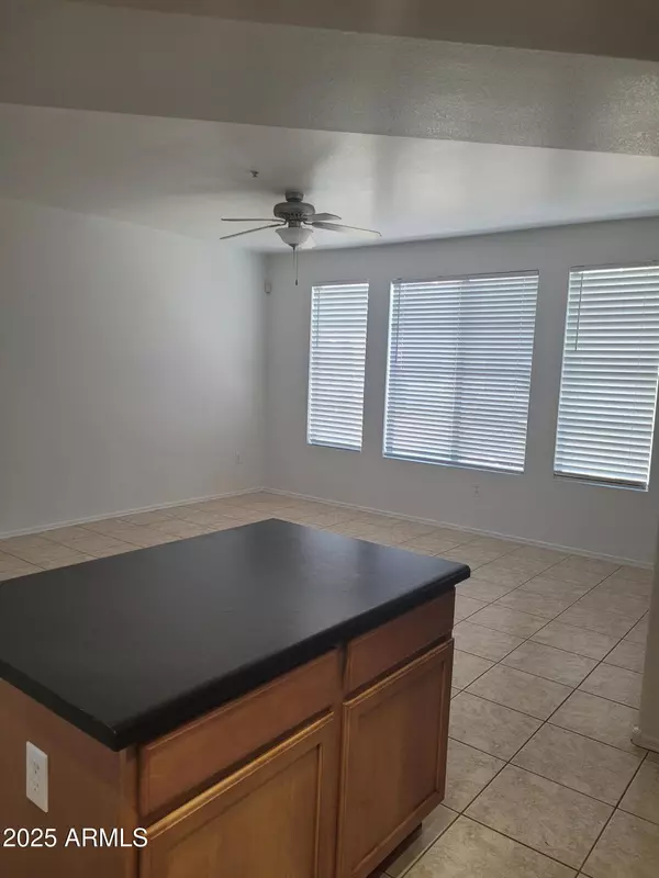 Tempe, AZ 85288,280 S EVERGREEN Road #1312