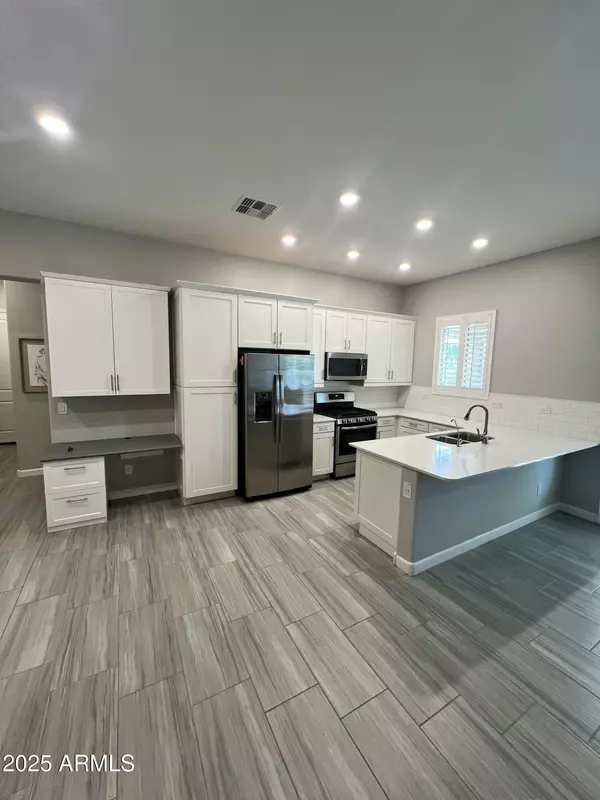 Queen Creek, AZ 85142,22344 E DUNCAN Street