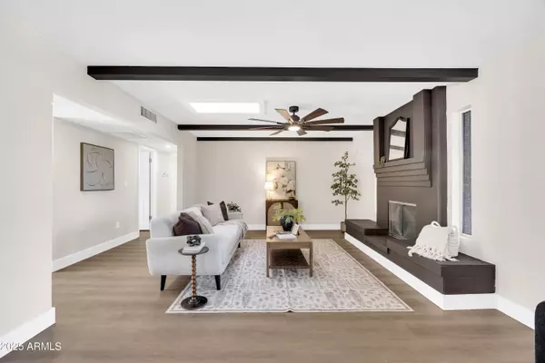 Phoenix, AZ 85028,3828 E SAHUARO Drive