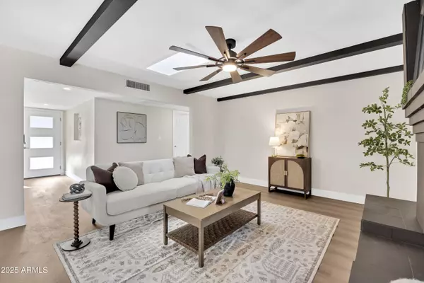 Phoenix, AZ 85028,3828 E SAHUARO Drive