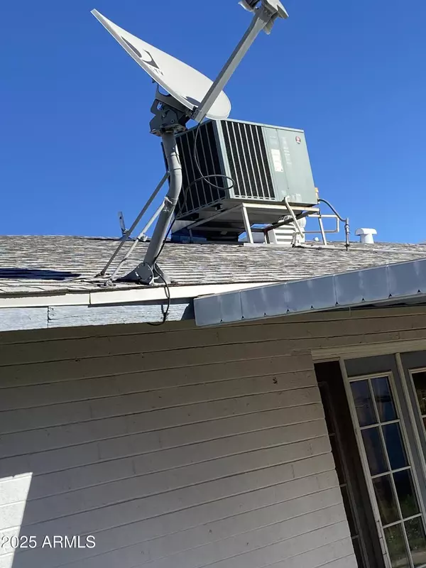 Phoenix, AZ 85053,3453 W HEARN Road