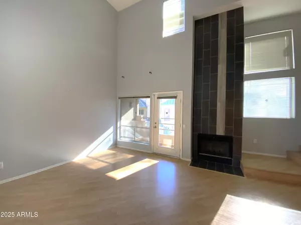 Phoenix, AZ 85034,101 N 7TH Street #270