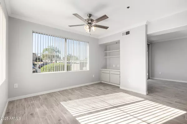 Tempe, AZ 85282,2134 E BROADWAY Road #1035