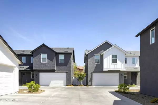 Waddell, AZ 85355,9117 N 181st Avenue #100