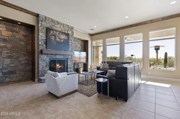 Scottsdale, AZ 85266,6419 E GREYTHORN Drive