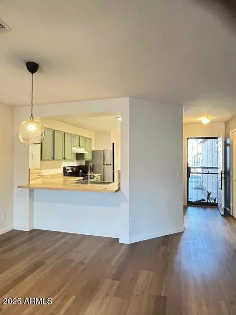 Gilbert, AZ 85296,959 E ARABIAN Drive