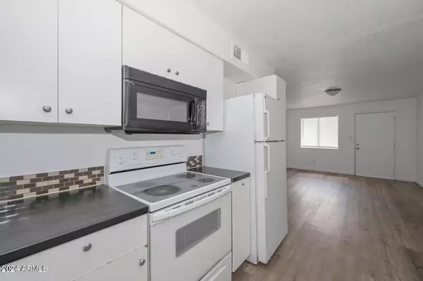 Phoenix, AZ 85021,2049 W HAYWARD Avenue #10