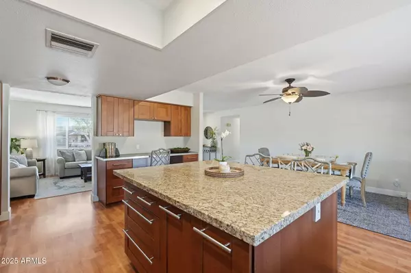 Scottsdale, AZ 85254,5310 E SHEENA Drive