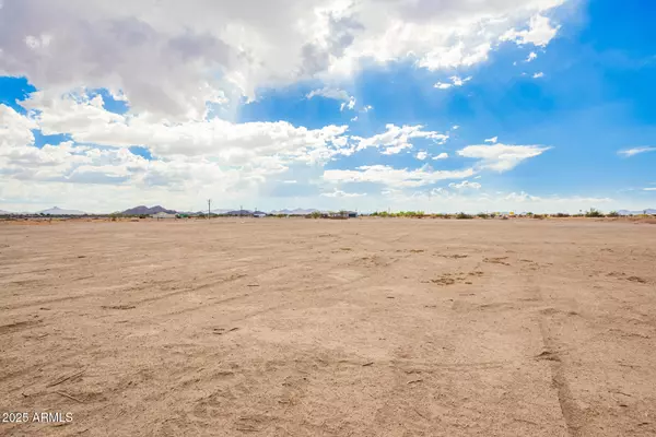 Maricopa, AZ 85138,43500 W Carefree Place #2