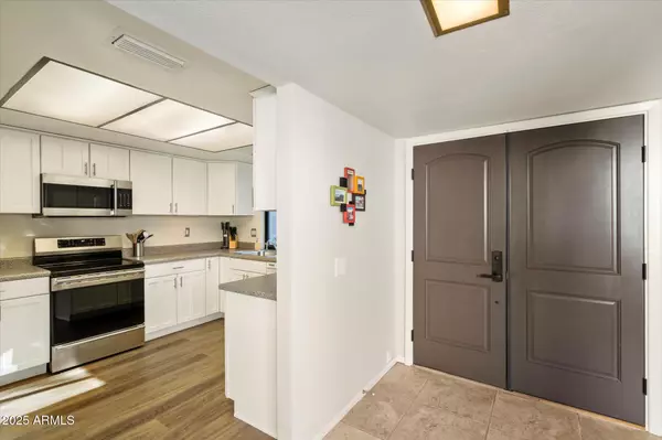 Scottsdale, AZ 85250,7718 E VISTA Drive