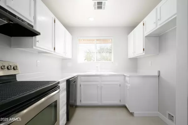 Mesa, AZ 85205,6454 E University Drive #8