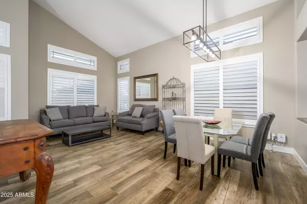 San Tan Valley, AZ 85143,29986 N LITTLE LEAF Drive