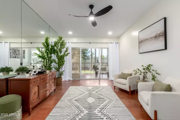 Scottsdale, AZ 85251,6125 E INDIAN SCHOOL Road #283