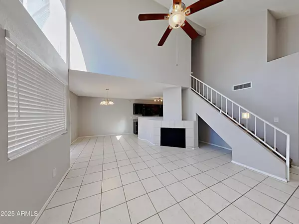 Phoenix, AZ 85032,3041 E MICHIGAN Avenue